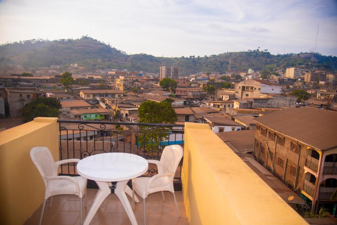 Appartement Meuble 2 Chambres Avec Salle De Bain - 1 Salon - 1E Cuisine - La Concorde - Quartier Nkomkana Yaoundé Exterior foto