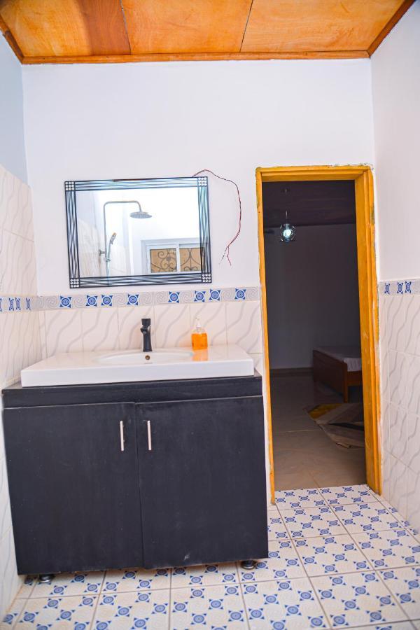 Appartement Meuble 2 Chambres Avec Salle De Bain - 1 Salon - 1E Cuisine - La Concorde - Quartier Nkomkana Yaoundé Exterior foto