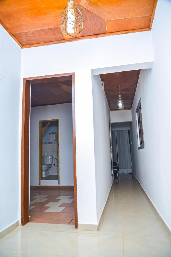 Appartement Meuble 2 Chambres Avec Salle De Bain - 1 Salon - 1E Cuisine - La Concorde - Quartier Nkomkana Yaoundé Exterior foto